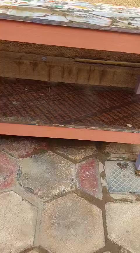 ميزخشب نضيف طول تقريبا٣مترعرض تقريبا فوك النص متر


**إذا كنت صاحب هذا الإعلان وتريد حذفه لأي سبب، رجاءا أرسل رسالة إلى الدعم الفني**