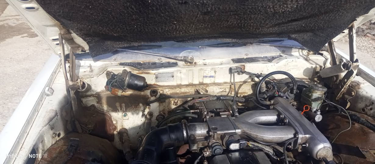 سلام عليكم سوبر 82ضايعه سنويه بدون راعي محرك بطه كير يحرك ثاني سعر 10ورقات مكانه ناصرية أتعهد سرقة وعشائر ***********
