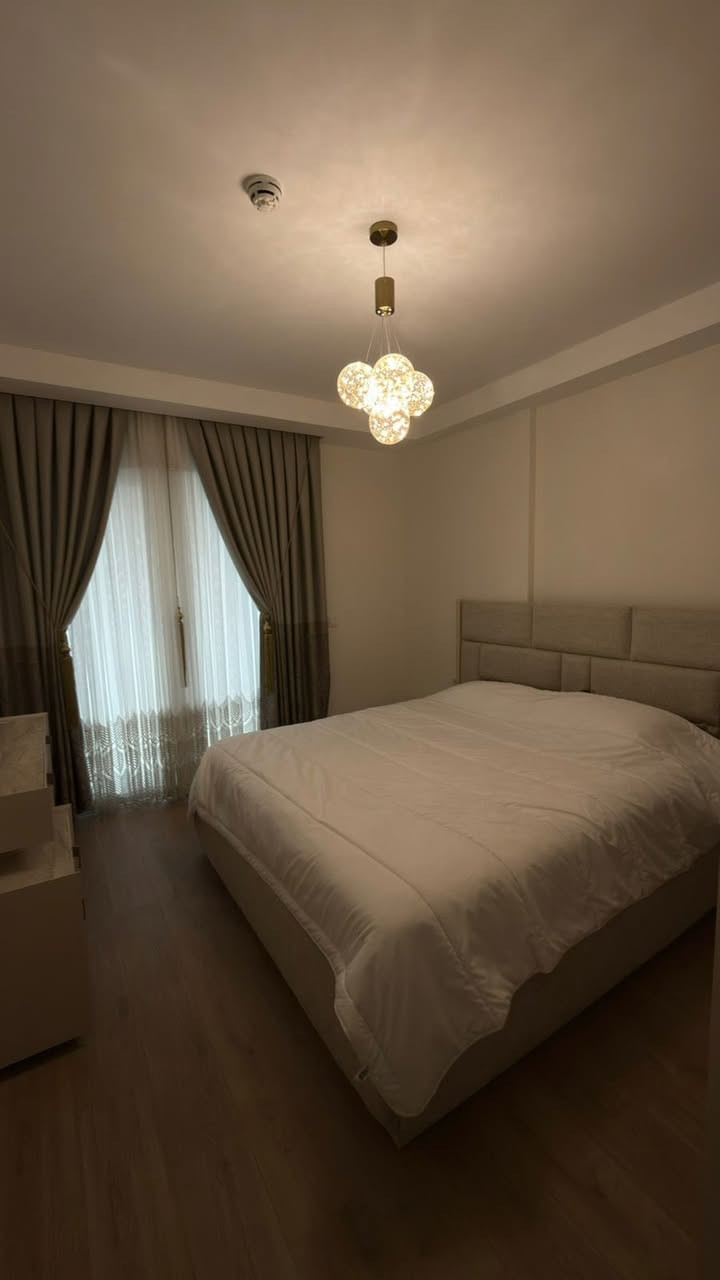 📍Empire Wing For Rent
📐94m
🛋️Furnished
🛏️1+1
〰️Floor 19
📞For More Info Call ***********
