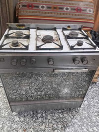 طباخ • فرن • طباخ للبيع • فرن منزلي • ادوات مطبخ • اجهزة منزلية • موقد