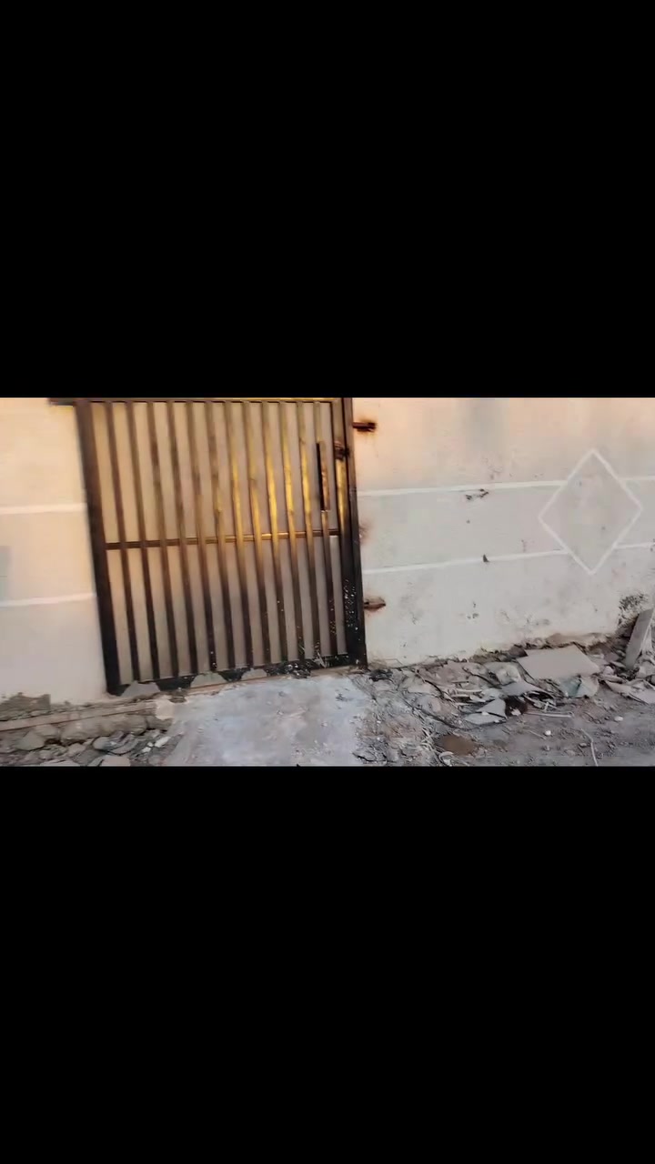 بيت تجاوز  البيع     مساحه فوك 100 متر   كلشي موضح بل فديو عنوان البياع حي التراث تقاطع الربيع سعر 30 بي مجال شي بسط  استفسار عل رقم ***********
***********
