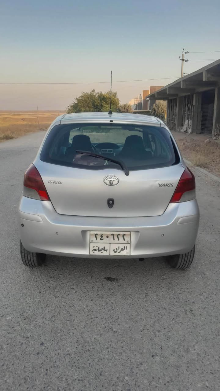 تۆیۆتا یارس ٢٠١١گێڕئۆتۆماتیك سەیارەیەكی بێ مەسرەف توندوتۆڵە مەكینەو گێر بەشەرتە سەنەوی بەسەرچووە حیزام بۆیاغ بەبێ لێدران و دەعم سعری ٧٨وەرەقەو كەمێك مەجال *********** كويسينجاك, أربيل
