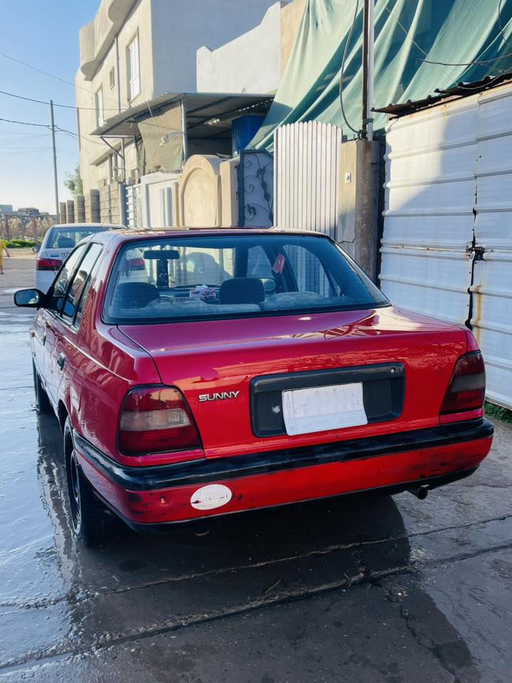 موديل 1992
اللون احمر غير محدد 
كير ومحرك شرط (مال كصه ) 
طخم امامي وخلفي جديد 
وايرمنيه كامله 
بدون دواخل 
دوشمه جديده
رقم نينوى ألماني 
سنويه لي 2028
كوبون بانزين بيها 
شرط التحويل 
سياره جاهزه ماتصرف عليها ربع 
فقط دهن وبانزين 
السعر 32$ وبيها مجال للشراي 
للتواصل *********** بي واتساب
