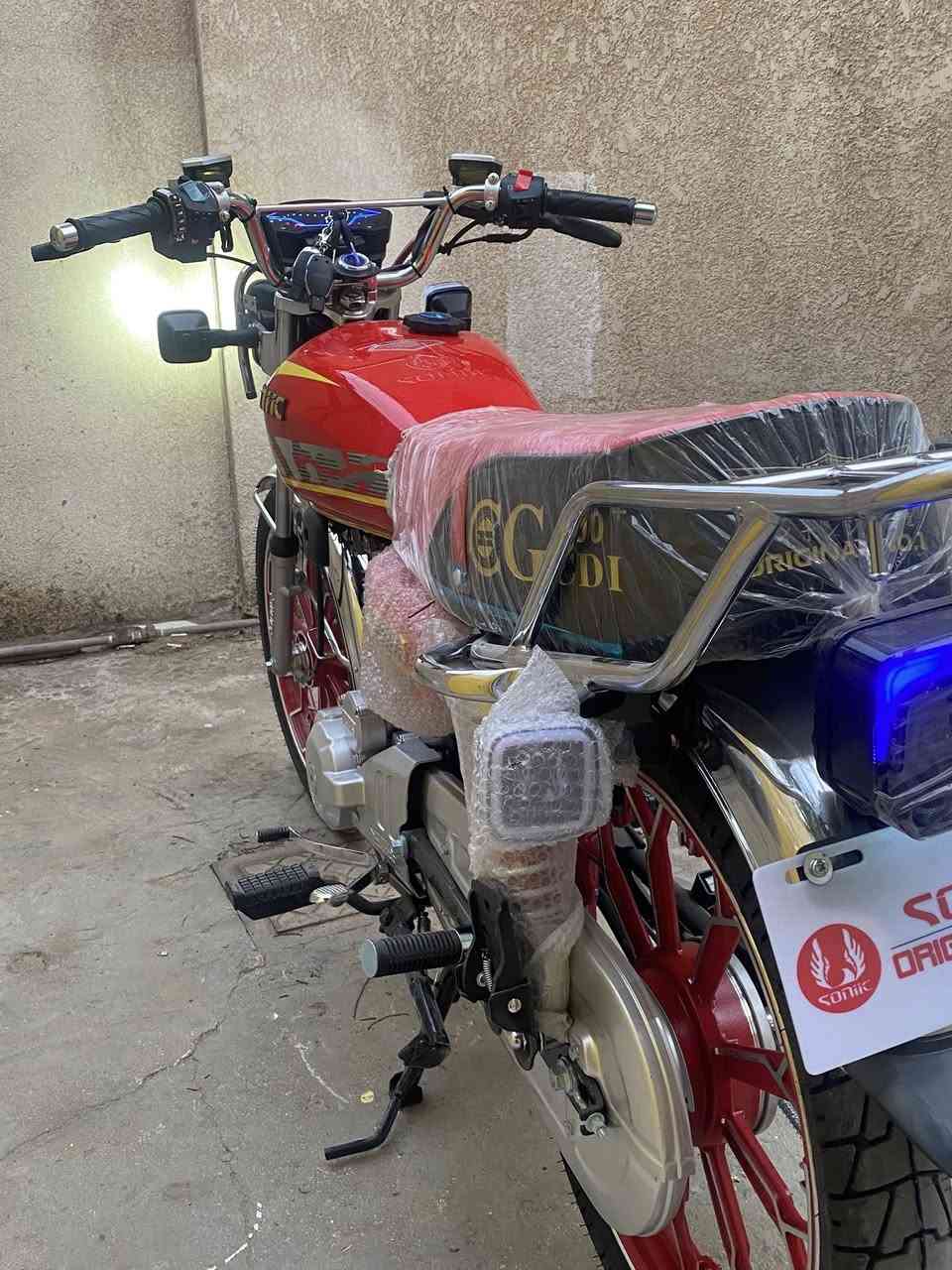 للبيع سيفان سونك 5گير
الدراجة أصولي أوراقها موجودة گمرك مدفوع كاملة ع وضعها صار سبوعين من ماخذها  ما بيها أي نقص بس التغليف شالعه 
السعر / مليون و500 ربع ما تنزل قفل اذا مو شراي لا تعبني خسارة مو ربح متوازي ع البيع وسعر الدراجات نار استيراد ماكو ألي بدون اوراق هسه بمليون و500 صارت 
المكان / نجف-كوفة-شارع المطار القديم


**إذا كنت صاحب هذا الإعلان وتريد حذفه لأي سبب، رجاءا أرسل رسالة إلى الدعم الفني**