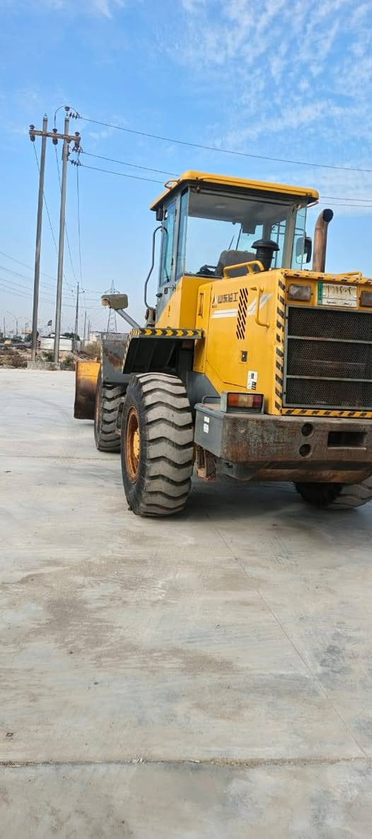 السلام عليكم شفل صيني للبيع اتواصل على رقم ***********
