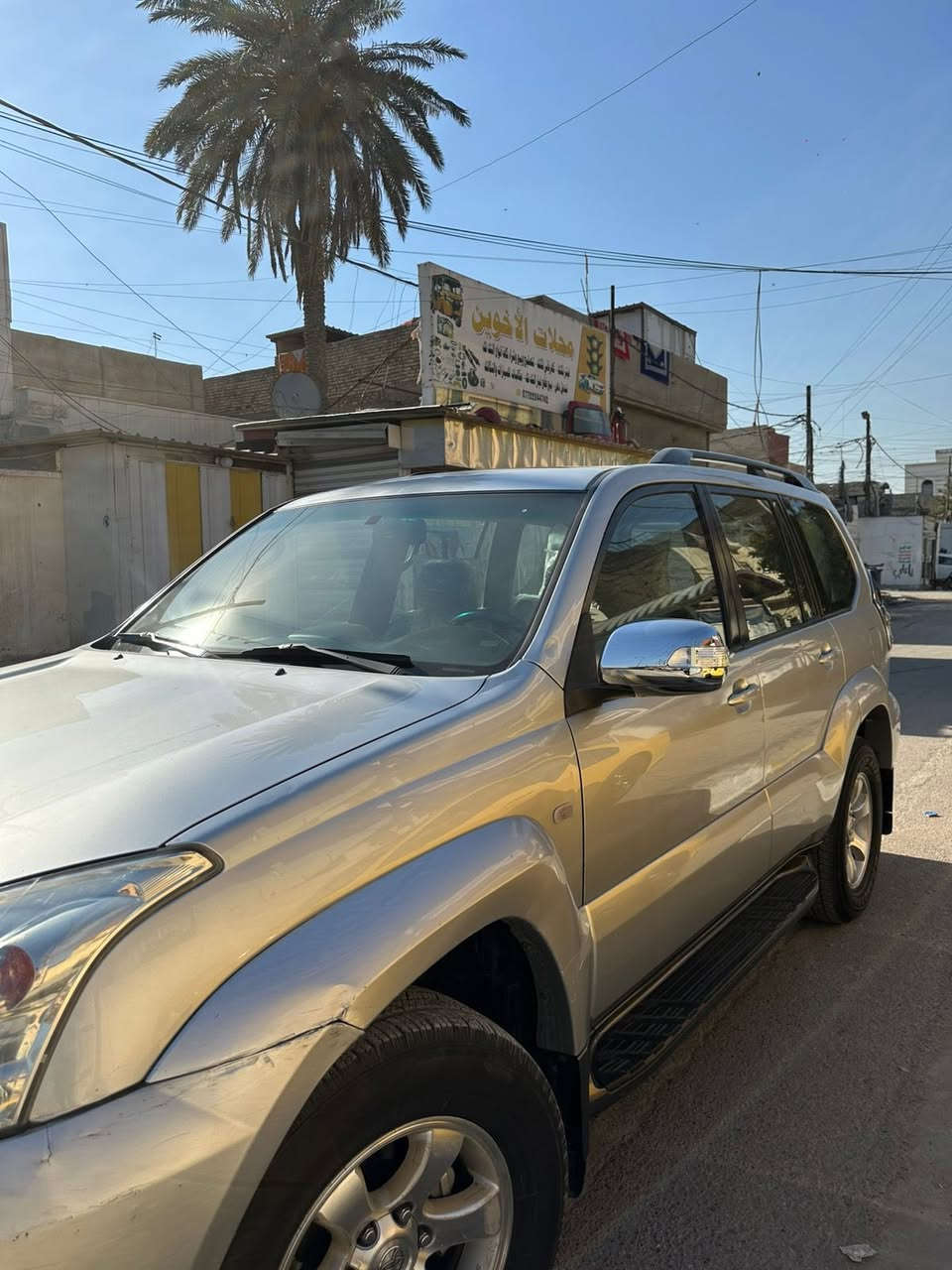 سلام عليكم
برادو 2009 V.X.S 
اعلى فئة جكات 6 سلندر رقم بغداد مكفولة كفالة عامة كير محرك ممفتوح السيارة جاهزة بلادية مابيها اي نقص السعر 170$ وبيها مجال 
للاستفسار ***********
