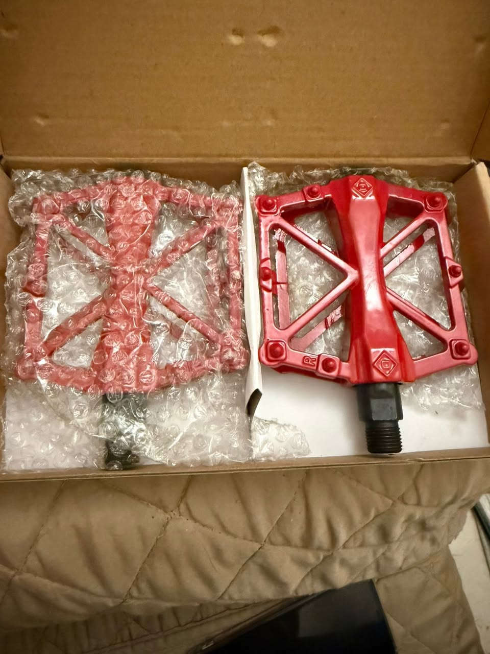 مجموعة اغراض بايسكل للبيع


**إذا كنت صاحب هذا الإعلان وتريد حذفه لأي سبب، رجاءا أرسل رسالة إلى الدعم الفني**