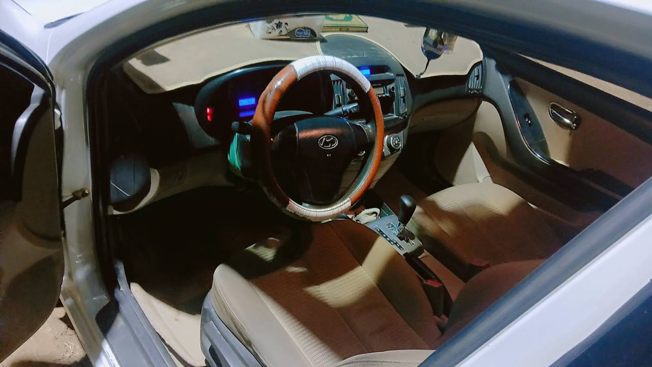 السلام عليكم للبيع الانتره مقدس  موديل ١١فول مواصفات كير محرك حدادين خير من الله تخم تاير جديد السعر ١١٠مكان المدائن قرب جسر السلام رقم الهاتف ***********
