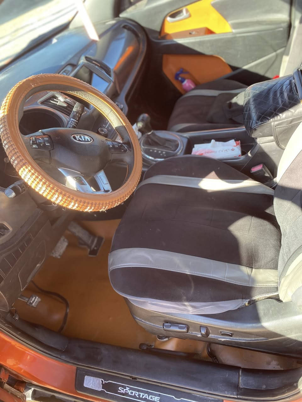 للبيع او مراوس 
سبورتج موديل 2013 خليجي رقم بغداد 
السياره فول مواصفات عدا البصمة 
مكينه حدادية تبريد گير جاهزه السياره 
مكان السياره محافظة الديوانيه 
ترهم للبيع او مراوس حسب الاتفاق 
للأستفسار مراسلة الصفحة
او الاتصال ‭    0773 161 6063‬
