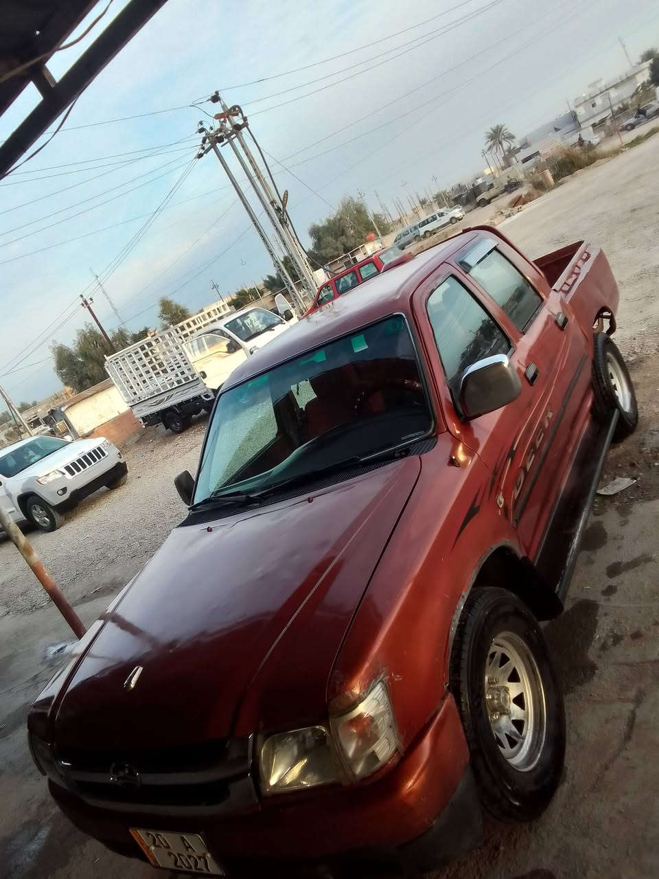 سياره دير 2007بسمي تخم تأير كير ومكينه ونجي 4سلندر 
سياره تخم تأير جديد صدر امامي خلفي جديد 
نقصه بس ابطين اماميه مصبوغه عام الجماليه 
رقمي ***********
