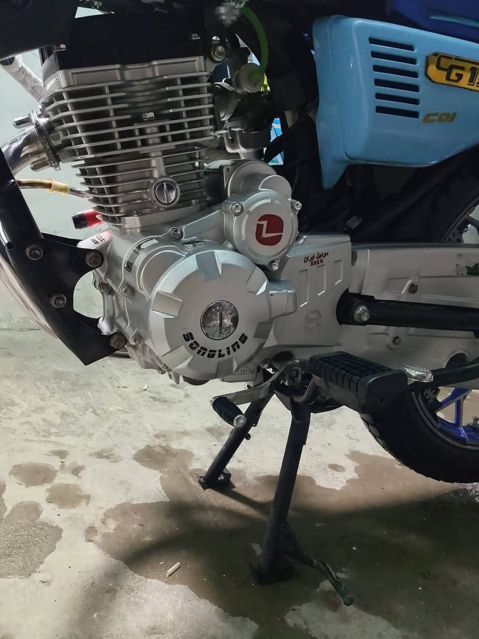 سلام عليكم دراجه الإيراني سونك مكفواله كفاله عامه نكره سلف نضافه كدام عينك وحلاه بعد مديل 25كلشي ما بيهه اكو ضربه بل تانككي اصبع ضربتهه اوراق موجوده العنوان بغداد الكرخ العطيفيه قرب جامع براثه رقم ***********ما متواجد فيسبوك 
مكينه انعم من ناعم تجي وبيك خيررر وتدلل سعر خاص
