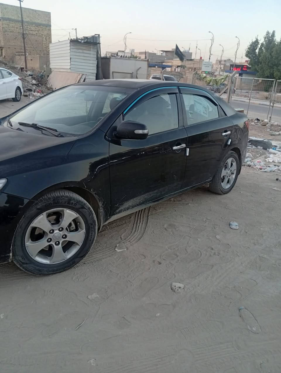 السلام عليكم 
لبيع مديل 2011
السعر 80 بيها مجال
بيهه جاملغ خلفي
السياره فول.. فتحه اشاير بل مري
تبريد ثلج
سياره جاهزه  تحويل ثاني يوم.
المكان بابل. حله
استفسار ***********
