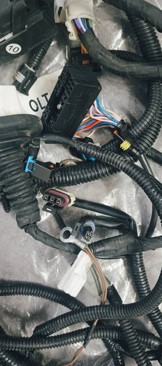 السلام عليكم ضفيره افيو خليجي محرك مفتوح اوتوماتيك جديده السعر 75 قفل بغداد الزعفرانيه ***********
