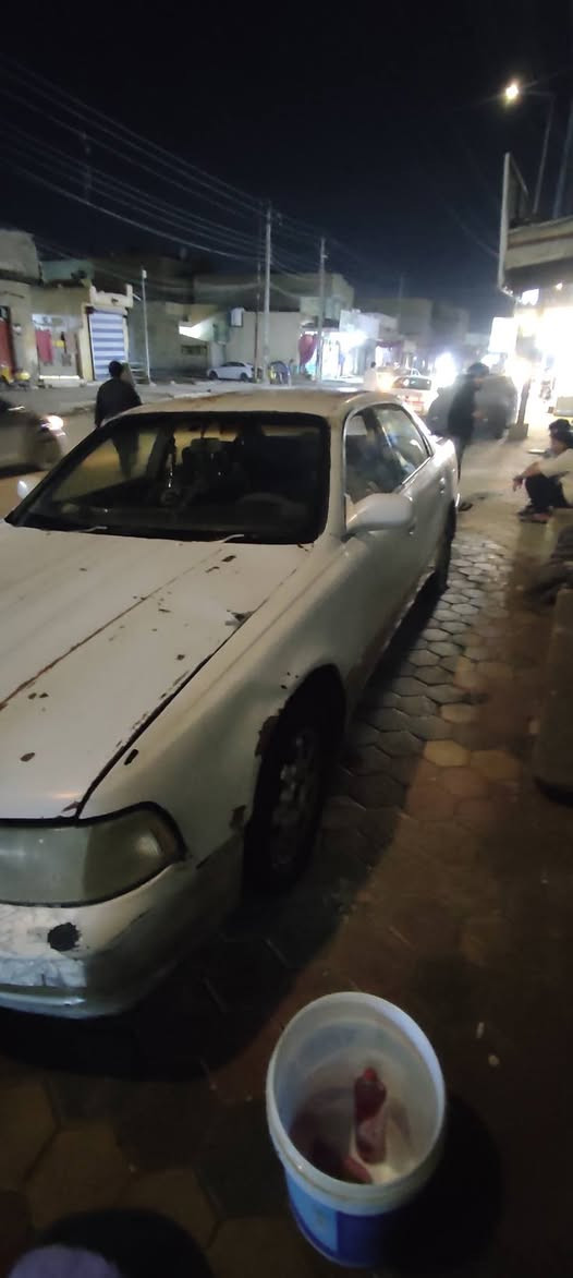 من رخصة الادمن
ماجسته موديل 92 
سياره كشره ودشبول تعبانات 
وبيه نقوصات 
اشاير تستغل بس تبقه مشتغله ما ترمش
لايت عالي ناصي شغال
هورن 
جامات كلهن يشتغلن عندك بس جهة الصدر تعلك اله بايدك
مكينتة خير من الله ما تصرف ولا بيه صوت الله شاهد مكينه تخبل ونضيفه 
سعره 20 وبيه مجال بسيط 
مكاني ناصريه مركز
*********** 
واتس واتصال فقط
