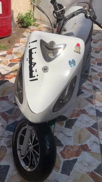 للبيع 07822282195