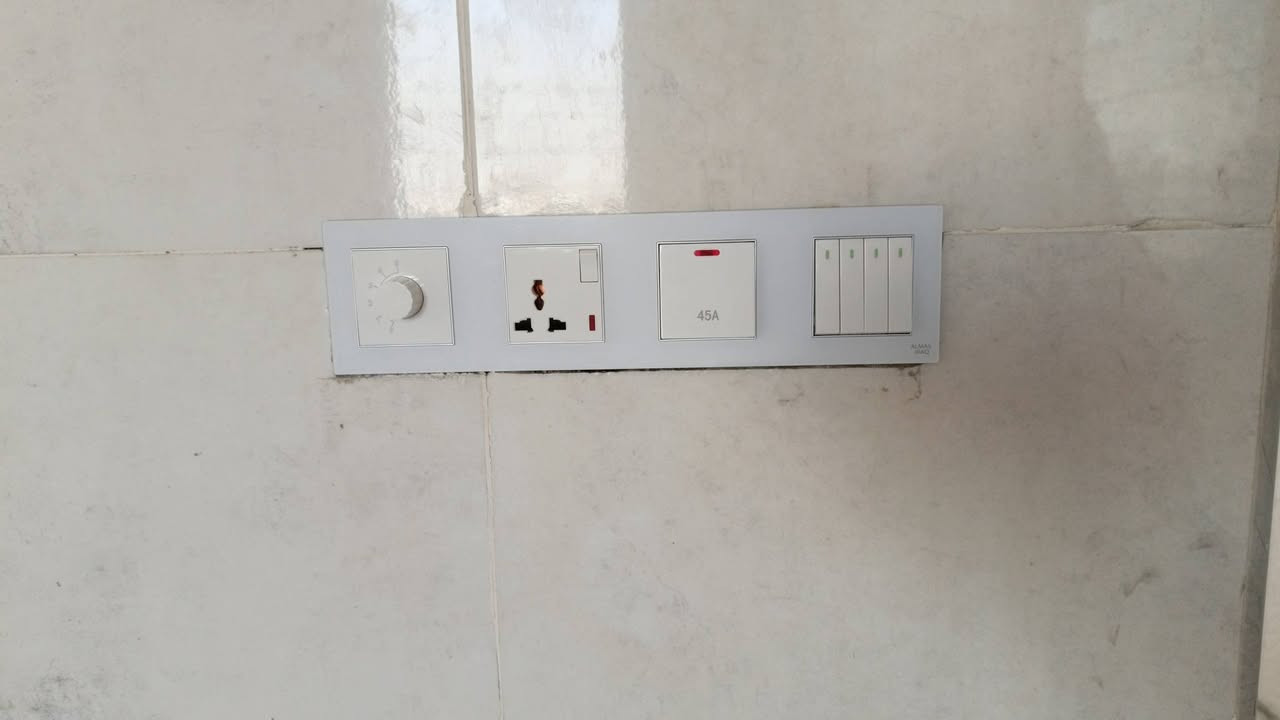 #ابو_روان_الكهربائي 

#مستعدون_لكافة_الاعمال 

#بوري ✅

#سيمنز ✅

#منظومة_كامرات ✅

#منظومة_ستلاية ✅

#منظمات_الامنيه_والحرائق✅

#عمل_بوردات_ATS ✅

#وأمان_وجوده_مضمونه ✅

#وشغل_مرتب_ودرجه_اوله  ✅

#ضمان_صيانه_سنه ✅

#التزام_بلوقة ✅

للاستفسار أو طلب خدمات تأسيس الكهرباء للبيوت والمباني:

📞 [***********]
📞 [***********]
