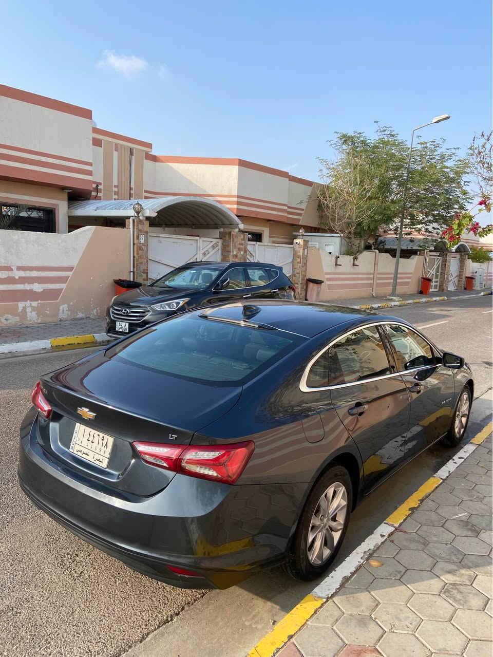 ماليبو 2020
بعد 9 اشهر وتصير حره
 المعوق موجود بالزبير رقمه وعنوانه ….السياره سونارها بالصور 
كلير باب وجاملغ امامي تقسيم فقط مو تبديل 
جاهزه گير مكينه تبريد حداده للاخير ما تذب عليها سعر 115 وبيه مجال *********** البصرة, العراق
