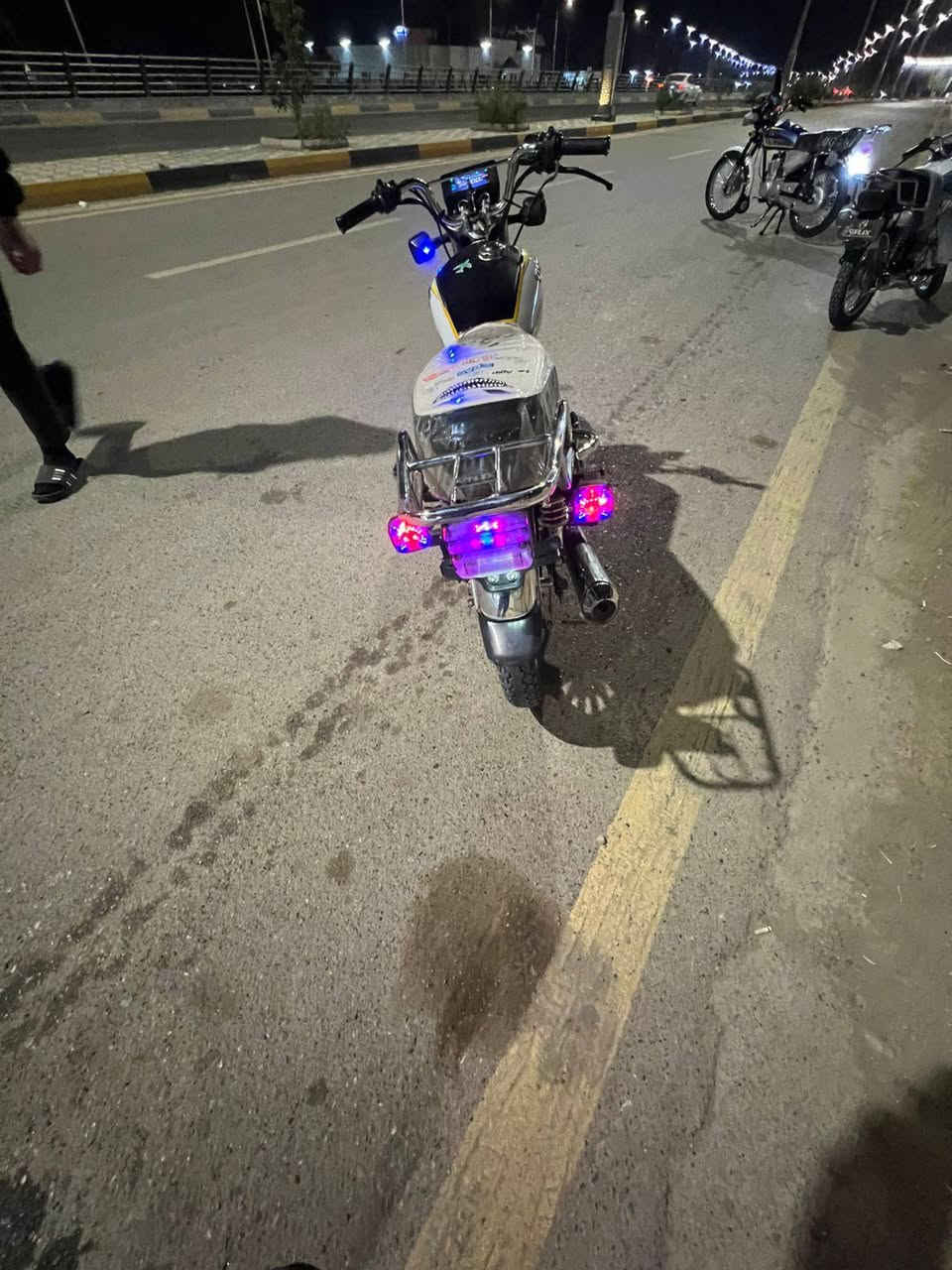 سلام عليكم دراجة سيفان موديل 25  باب اول دراجة نضيفة سعر 750 وبيه مجال عنواني ديالى بعقوبة بهرز رقم***********
