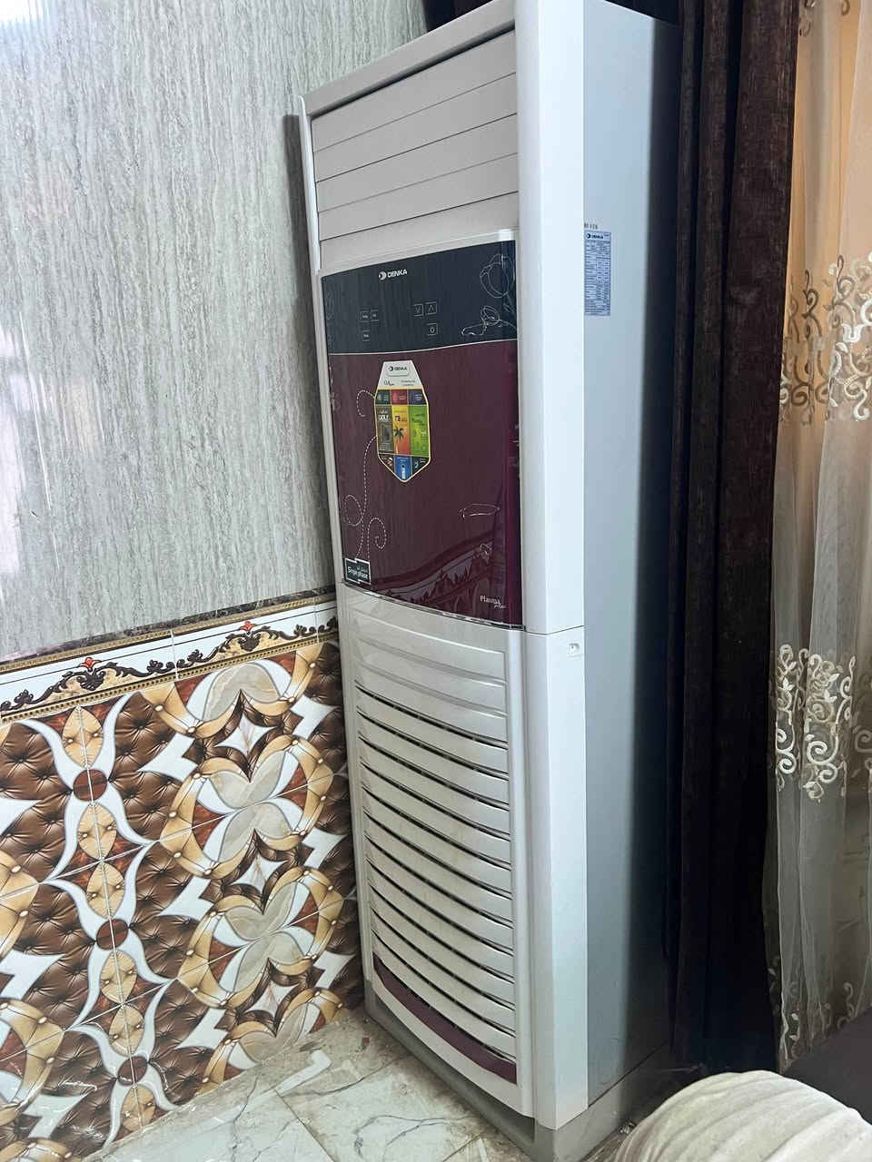 بي ليك بالبارده 400 وبي مجال 
مكان سديناوية
*********** Singapore
