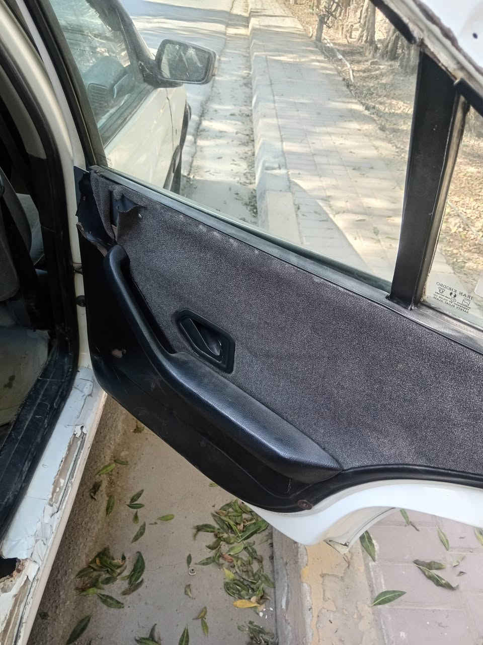 السلام عليكم
بيجو بارس 
مديل ١٢
السيارة حلوه
السنويه ساقطه من ٢٠٢٣
السيارة خير من الله 
فقط بيه خيط بخار
السيارة معروضه ١٧ ورقه وبيها مجال شي بسيط
باقي التفاسيل ع الواتساب *********** 
مكلف بالنشر
