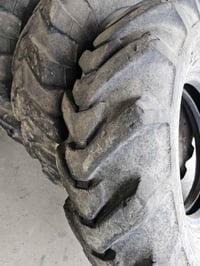 تايرات مستخدم • ١٤٠٠×٢٤ كريدر • ديوانية ال بدير