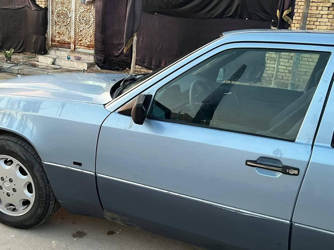 للبيع دب 91 مكفولة 🚗
السيارة مكفولة ما عدا الصبغ الجمالية، محوّرة بطة ومجهزة من حدادية.
التخم والتايرات بحالة جيدة،  تحتاج سوى تبريد وكف سيارة.
السيارة باسمي وبرقم إنكليزي، وجاهزة للفحص والمعاينة.
💰 السعر: 60 ورقة وبيه مجال للجادين.
📍 العنوان: ذي قار - الشطرة.
📞 رقم الهاتف:***********
 ***********
السيارة نظيفة وتستحق المشاهدة، والله يبارك لصاحب النصيب. 🚗✨
