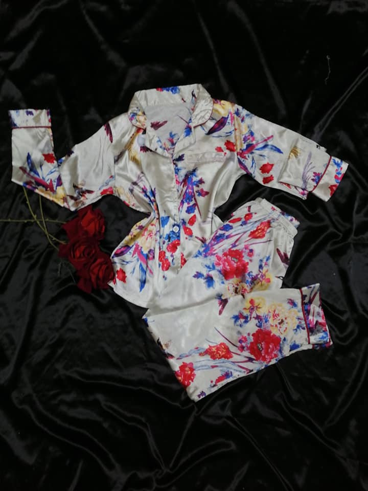 هلا بنات تحفيضات 🔥🔥
مملابس بالة خليجية نظافة 100%
 مغسولة ومعطرة ومكوية ❤️

القطع الي سعرهم 7 قطعتين ب7 
القطع الي سعرهم3قطعتين ب5
الطلبات الي تعبر 35 داخل بابل مجاني
الطلبات الي تعبر 45 محافظات. مجاني

الصور جزء من البضاعه دخلو الحساب وشوفو ستوري


**إذا كنت صاحب هذا الإعلان وتريد حذفه لأي سبب، رجاءا أرسل رسالة إلى الدعم الفني**