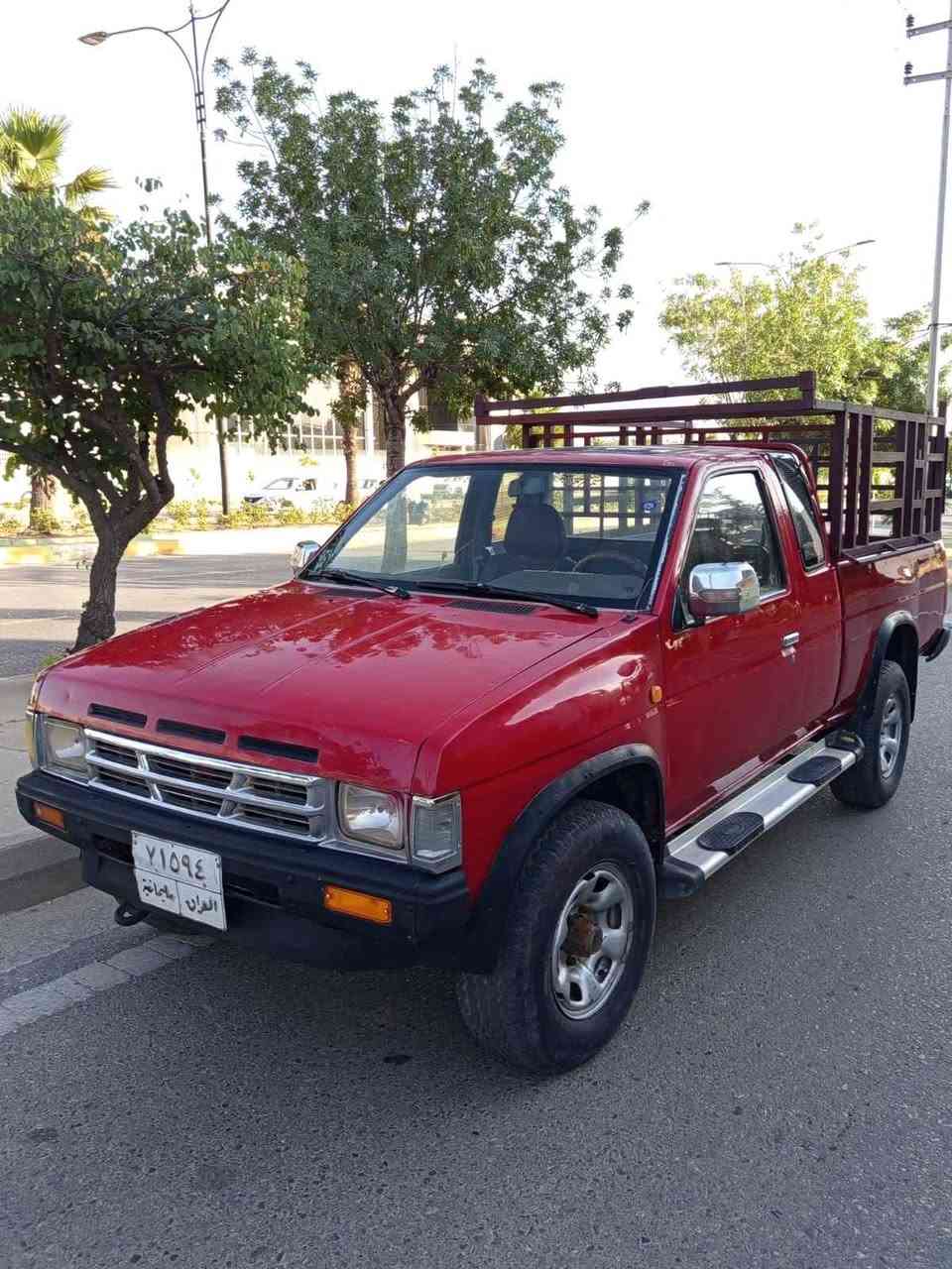 بيكاب نيسان بؤ فرؤشتن موديل 1990 كيرو مه كينه و ده بل ئه كسلي به شه رت دووبارجه ي بؤ ياخه له سه ر سا خي ده عمو ليدرا وي نيه ره قه م سليماني سه نه وي به سه ر جوه ته حويل برا وه خرا مه به شه رت يه ك دينار مه سره في تيا نيه سعري 47$وه ره قه و معا مه له بؤ زا نيا ري به يوه ندي بكه به 
***********يان*********** السليمانية, العراق
