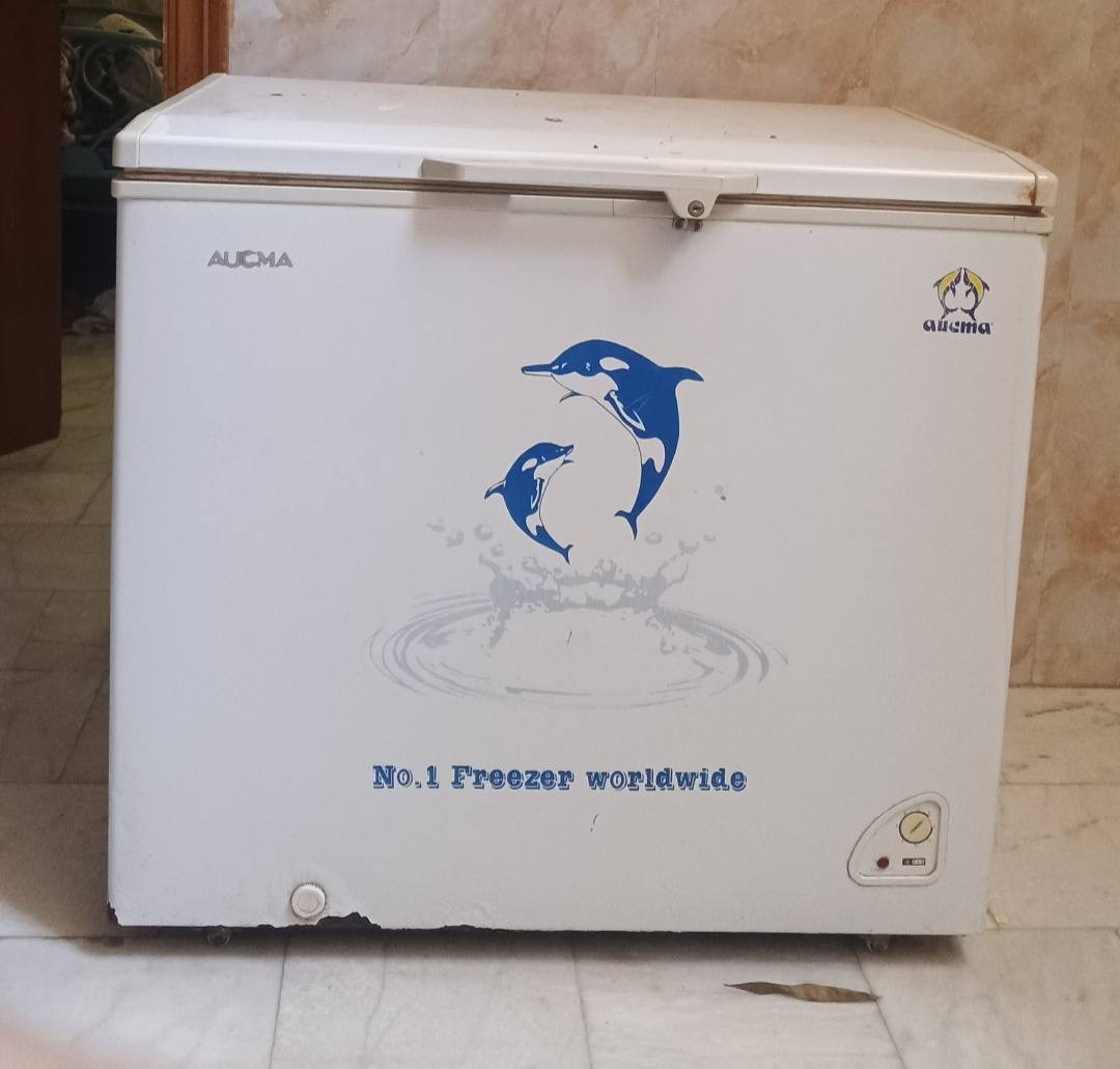 بيع مستعجل اثنين مجمدات شغالات بس ما يبردن عوزهن غاز. ثنينهن ١٢٥ قفل المو شراي لا يراسل.


**إذا كنت صاحب هذا الإعلان وتريد حذفه لأي سبب، رجاءا أرسل رسالة إلى الدعم الفني**