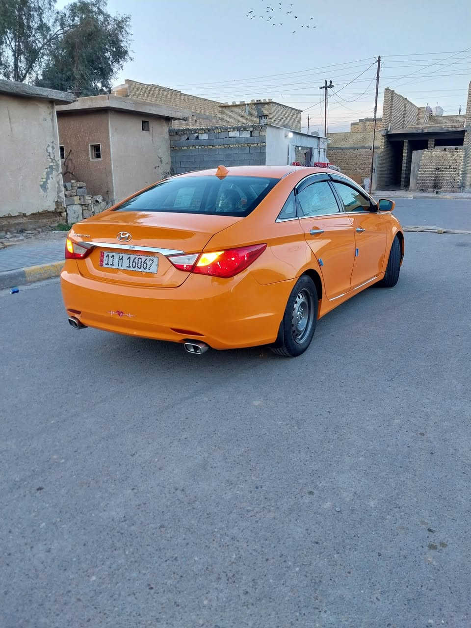 للبيع سوناتا موديل 2012 سياره فول لمتت بصمه بصمه ابواب كشن جلد كهربائي بها تبديل قطعه واحده بس السائق الباب محرك جي تي اي 2400 لا تنقيص ولا تبخير ماشيه 35 سياره جاهزه ما بيها كل نقص اترايك وين ما يعجبك رقم بغداد باسمي مصفر السياره تحويل جديد مكان بغداد الحسينيه السعر 90 وبيها مجال حق الجيه الاتصال على هذا الرقم***********
