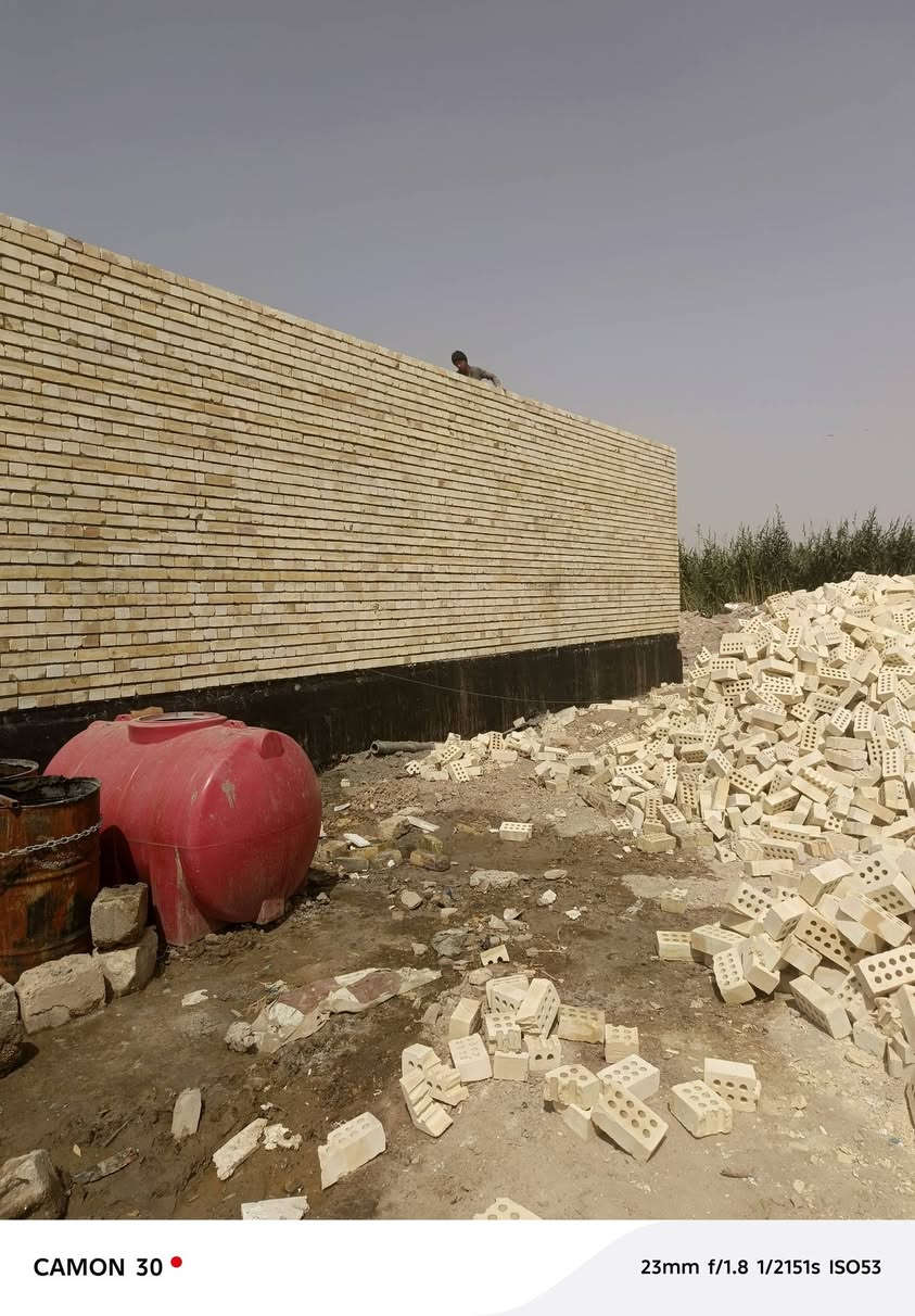خلفه بناء شغل هندسي ولحمد لله متفرغ حالين اشتغل بكل مكان بابل تفضل ***********
