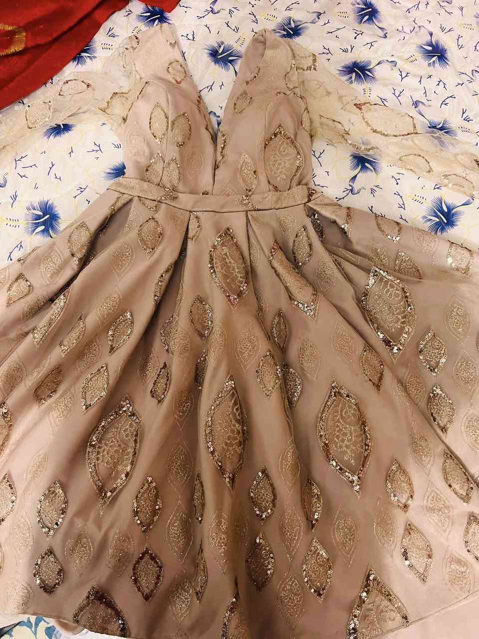 بدله ملبوسه ساعتين راقيه بلبس وجديده قصيره ومن وره تسحل ذيل قياس 42 ماخذتهه 95 واريدهه ب35 التعجبهه تراسلني خاص


**إذا كنت صاحب هذا الإعلان وتريد حذفه لأي سبب، رجاءا أرسل رسالة إلى الدعم الفني**