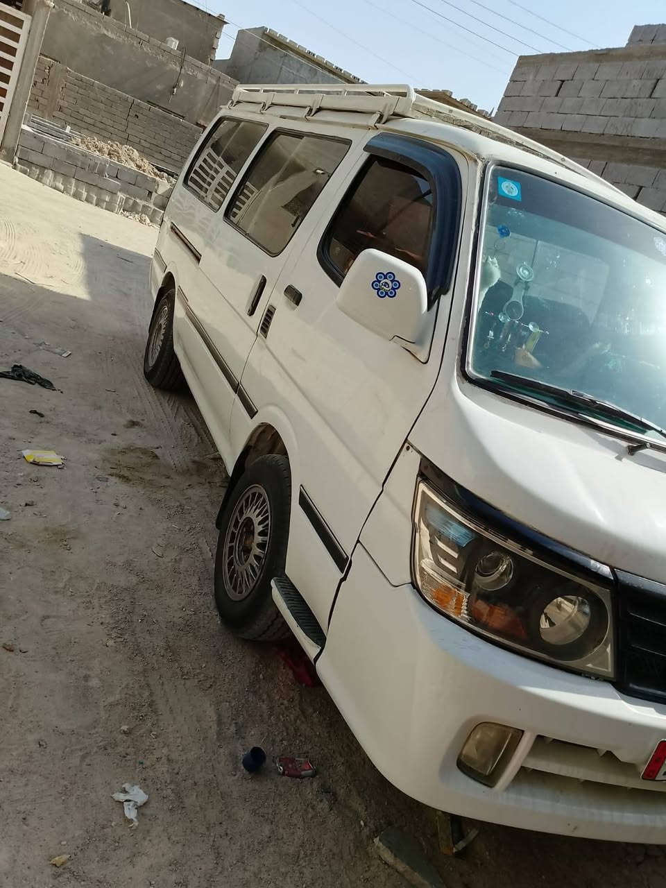 السلام عليكم السياره موديل 10 سياره جاهزه فقط تبريد ما بيها تخم تاير حداديه كهربائياتا بصره السعر 55 قفل***********
