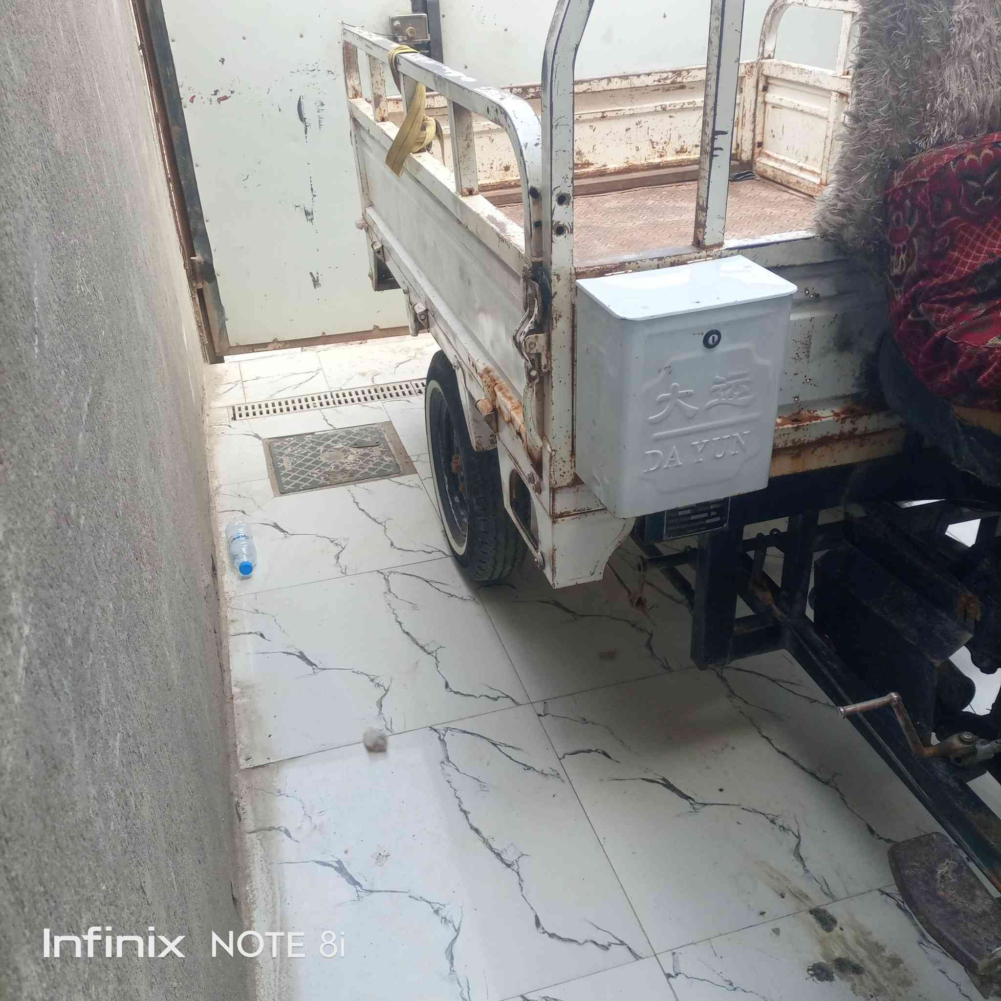 ستوته البيع 2018 نضيفه محرك نضيف ما مفتوح أوراق من مجمع الكرار كلشي بيه جديد  عوزه بس باتري سعر واحدو350 رقم الهاتف ***********
