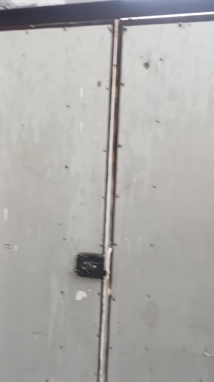 للايجار للايجار
دار في حي الشيماء طابق ونص غرفتين وهول واستقبال ومطبخ وصحيات نظيف 

الطابق الارضي ارضية بورسلين جدار سيراميك بدون سقوف ثانوية 

الطابق العلوي ارضية صبة بدون سقوف ثانوية 

الايجار 225

للاستفسار ***********

آسيا.        ***********
