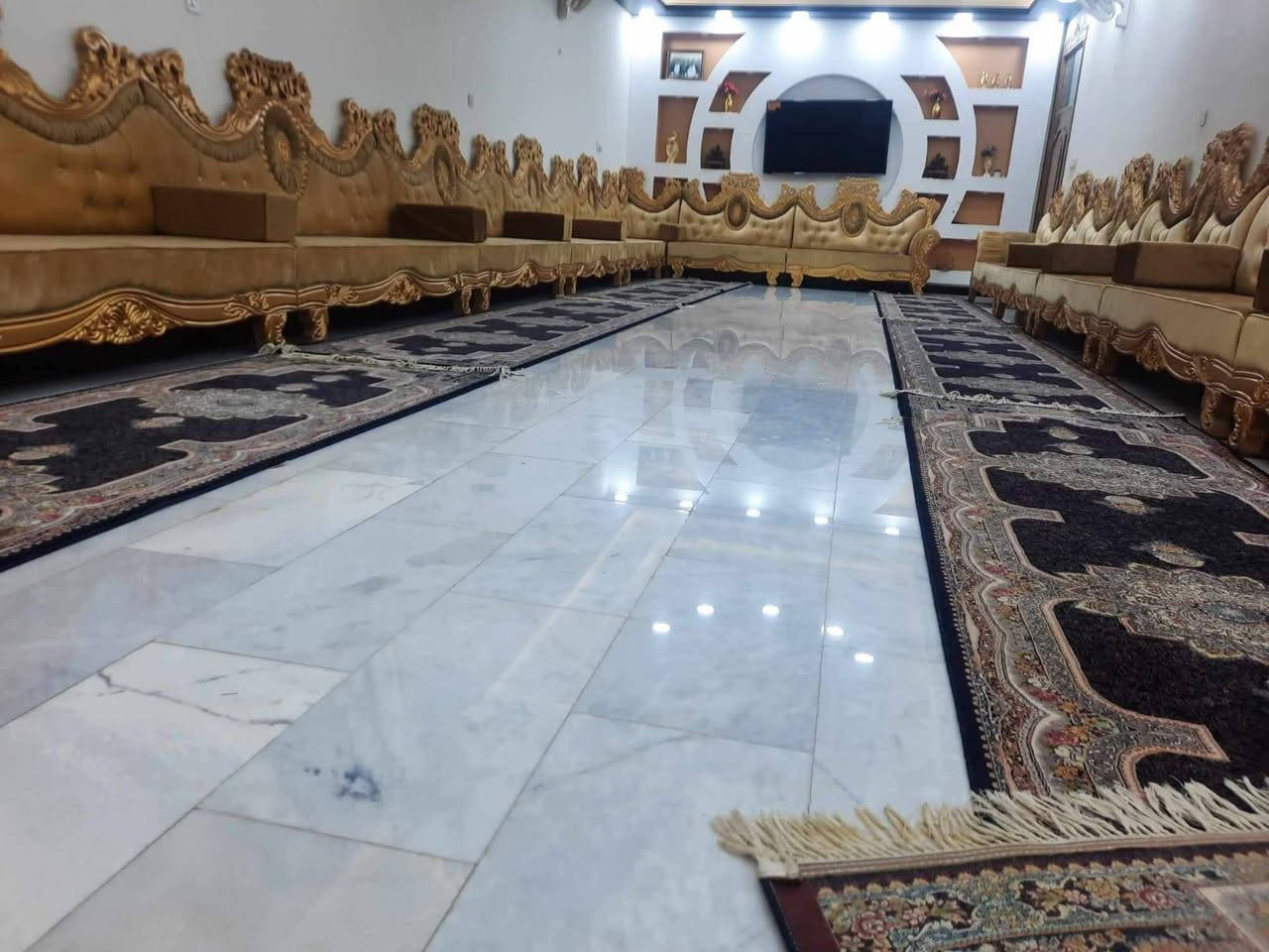 السلام عليكم

اللهم صلِ على محمد وآل محمد وعجل فرجهم والعن عدوهم

مستعدون لعمل كافة أنواع (التخم والقنفات) حسب الطلب وبضمان عمل درجة اولى 

العنوان..كوفة..علوة الفحل..قرب افران صمون الجوادين 

سيد مرتضى الذبحاوي
هاتف/***********
