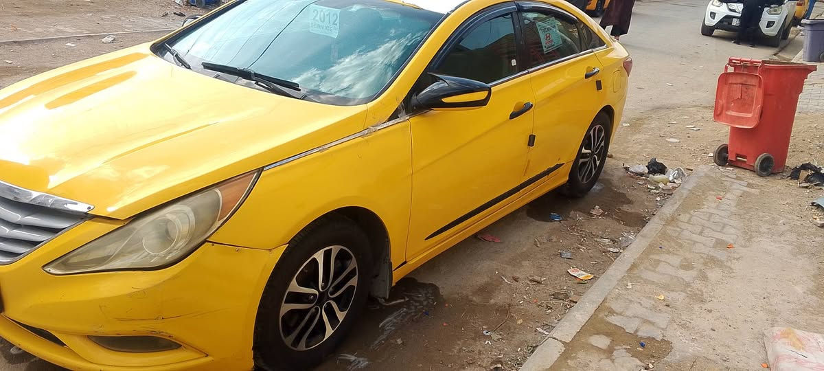 السلام عليكم
سوناتا امريكي محرك  Gdi كير محرك خير من الله حداديه 70بل ميه موديل 12حادث جاملغ امامي بدون داخل
اوبيه طخه خفيفه يم مكان القفل الباب الخلفي رقم بغداد تحويل ثاني يوم مكاني واسط كوت السعر 80 او بيه مجال ***********
