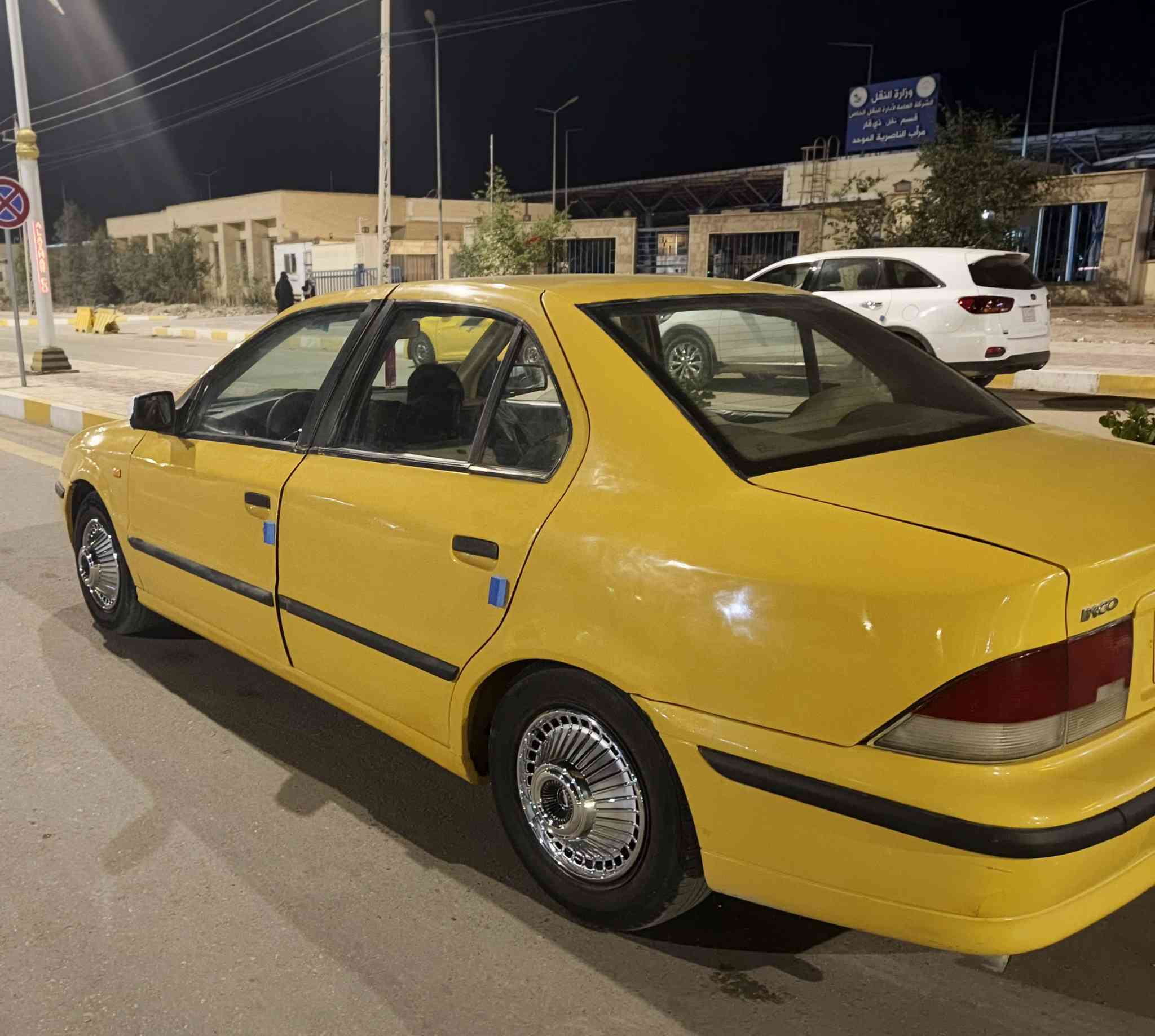 السلام عليكم  
 سياره سمند  جديد  كير حداديه تبريد  شغال موديل مصفره هيئة وغرامات  سنويه ٢٨  راعيها  ناصريه مركز  ثاني يوم تحويل    مكان ناصريه سعر ٣٢ وبيها مجال ***********
