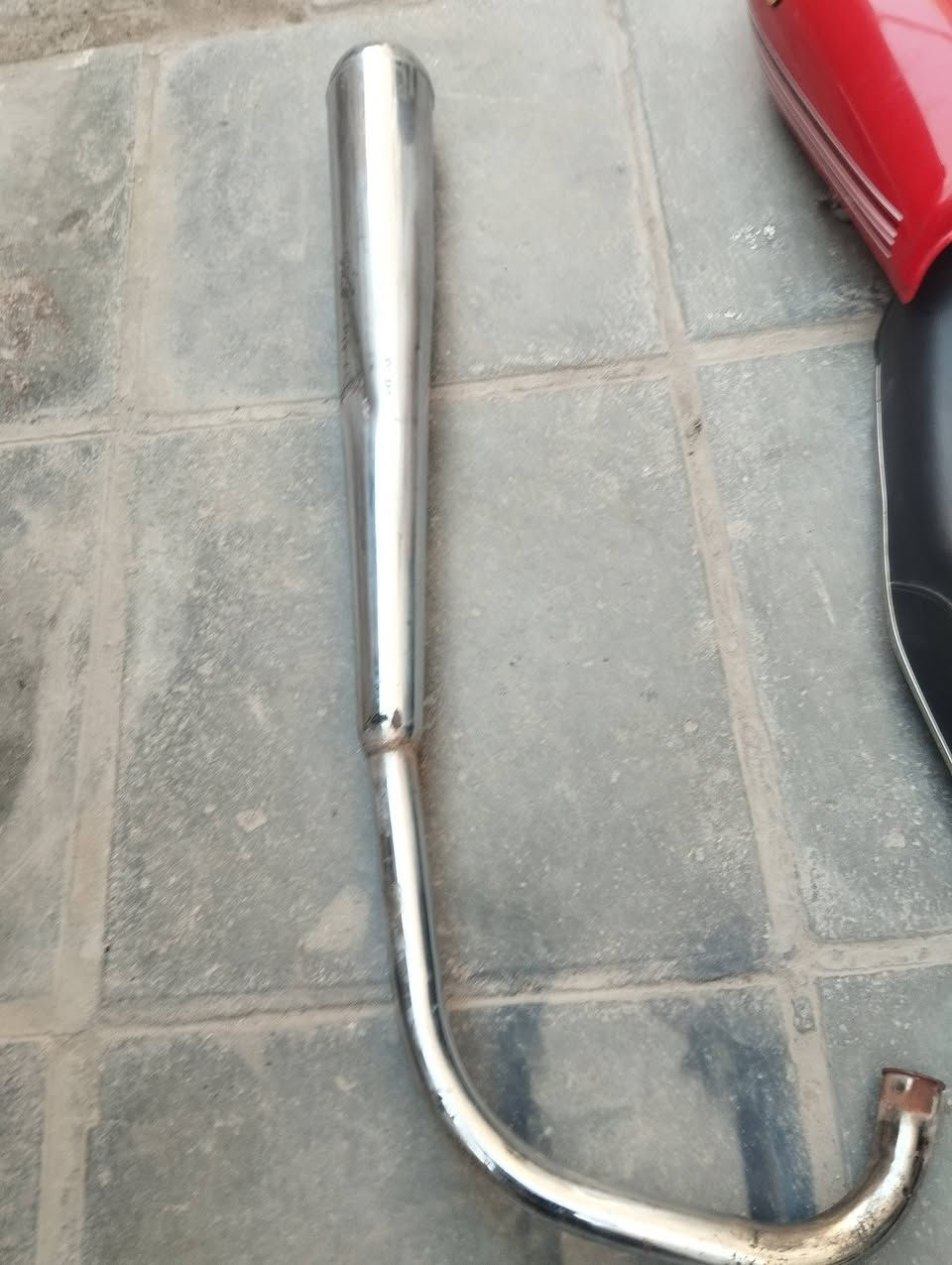 السلام عليكم تانكي نامه نضيف وكلشي مابي ب 10 وصالنصه هونده كتابه حفر بيه خرخشه خفيفه ب 10 مكاني ناصريه مركز ***********
