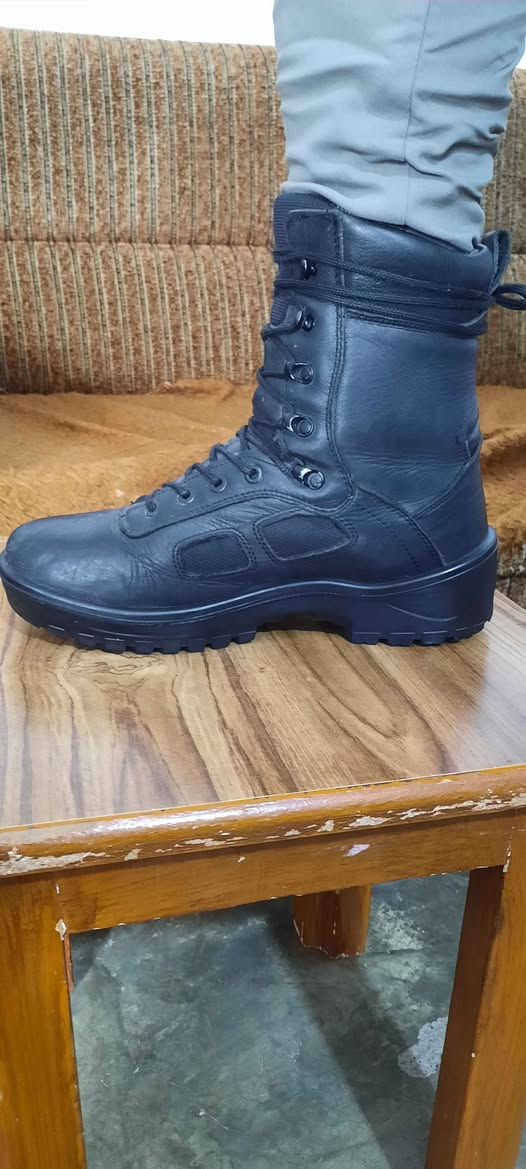 ⛔ عرض خاص قياسات من 40الى48⛔
🚫🥾 بساطيل باله اسود مبطن اصلية صيفي وشتوي ✅
◼️سعر جمله 18 الف سعر ثابث 
◼️ سعر مفرد 20 الف سعر ثابت   
◼️جلد طبيعي قاعده قويه نظافة حسب الصوره 
◼️ منشأ تركي اصلي باله
◼️توصل كل المحافظات جمله فقط  
🔸وتساب/ *********** / عنون تلعفر Singapore
