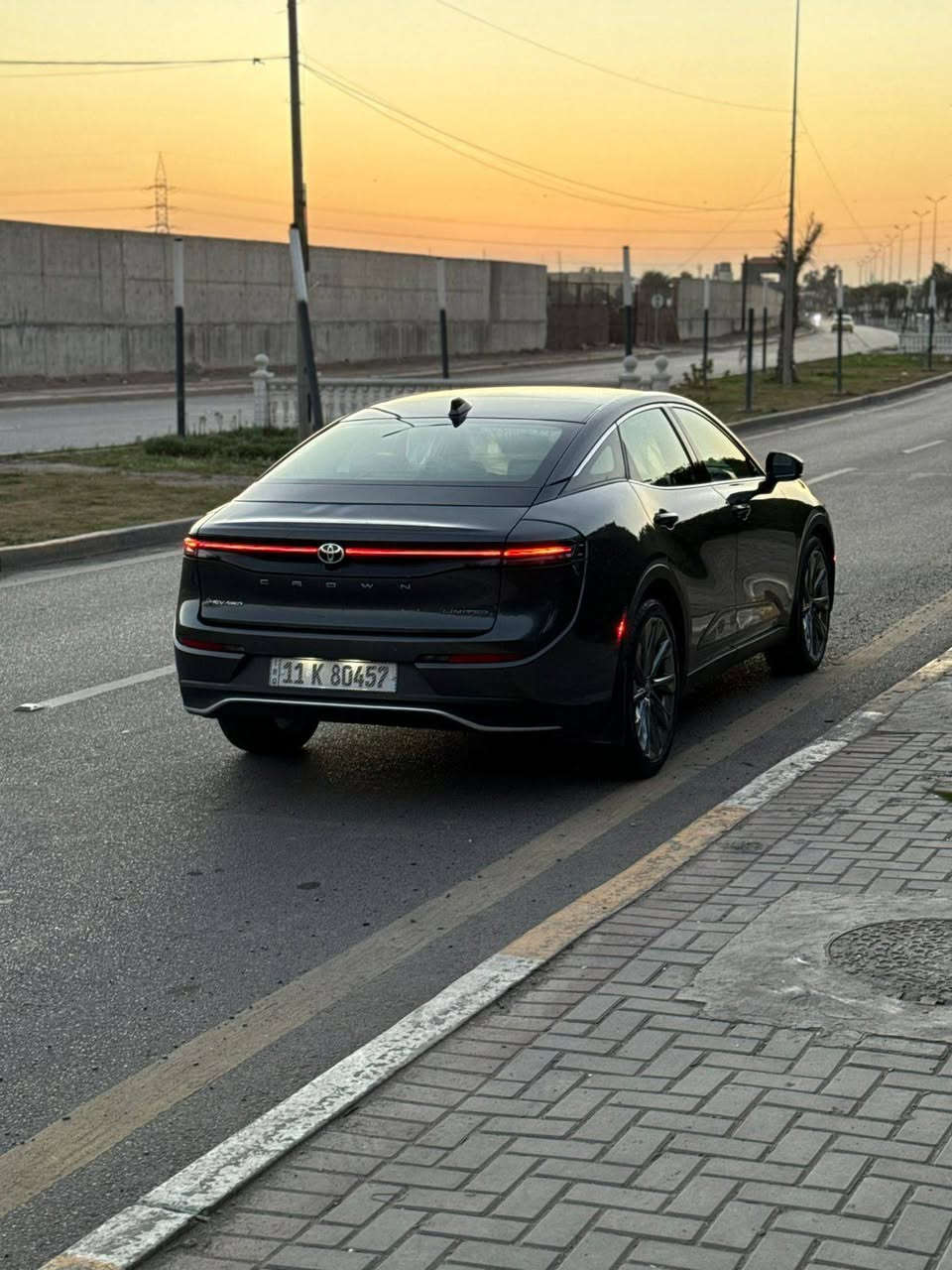 السلام عليكم
كراون ٢٠٢٤ وارد امريكي
(( بدون صبغ بدون تبديل ))
حادثهة جاملغ راجع بارد بدون صبغ 
ماشية ١٦ الف
فئة اللمتد فول الفول
محرك ٢٥٠٠ هايبرد
بصمة ، بانوراما ، شاشة جبيرة ، اربع كامرات ، كشنات جلد ، تحكم كهرباء ، كشنات تدفئة وتبريد والكشنات الخلفية تدفئة ، رادارات ٣٦٠ ، هاند بريك دكمة ، اوتو هولد ، شحن واير ليس ، كشنات خزن ميموري ، عدادات دجتل ، تحديد مسار ، توقف ذاتي ، ويل حجم ٢١ ، بيهة بعد هواي مواصفات 
مكاني بغداد حي العدل
للاستفسار : ***********
