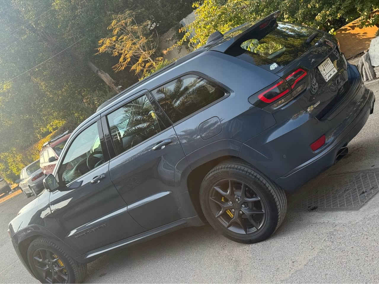 جيب لمتدد X

موديل 2020
فول مواصفات 

بانوراما
بصمه تشغيل وابواب 
كرسين كهرباء 
تشغيل عن بعد 
جنطه كهرباء 
كاميره دواره 
رادار امامي 
رادار جانبي 
لدان امامي خلفي 
فول تحكمات 
شفتات ستيرن 
دمام 
شاشه كبيره 
كشنات وستيرن تدفئه 
حساسات امامي خلفي 
توقف ذاتي 
دبل كزوز 
انطمة قياده 
اشاير مري 
خزن ميموري 

ماشيه 50 

سياره بيها قطعتين فقط جاملغ وبنيد 

السعر / 24.500$ مع مجال
 بغداد باسمنه 
*********** 
 حي سومر الفارس, صلاح الدين
