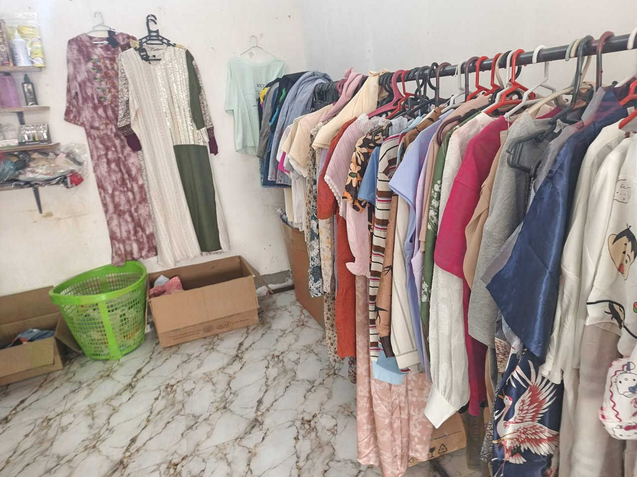 سلام عليكم عروض%50ملابس رجال ونساء وأطفال والعناية بل بشره واكسسوارات عروض تبدأ من اليوم إلى السبت الجاي إنشاء الله لحك قبل لا يخلص العرض العنوان منطقه الانتصار بل سوك مقابيل مدرسه الابتكار محلات أم عبدالله


**إذا كنت صاحب هذا الإعلان وتريد حذفه لأي سبب، رجاءا أرسل رسالة إلى الدعم الفني**