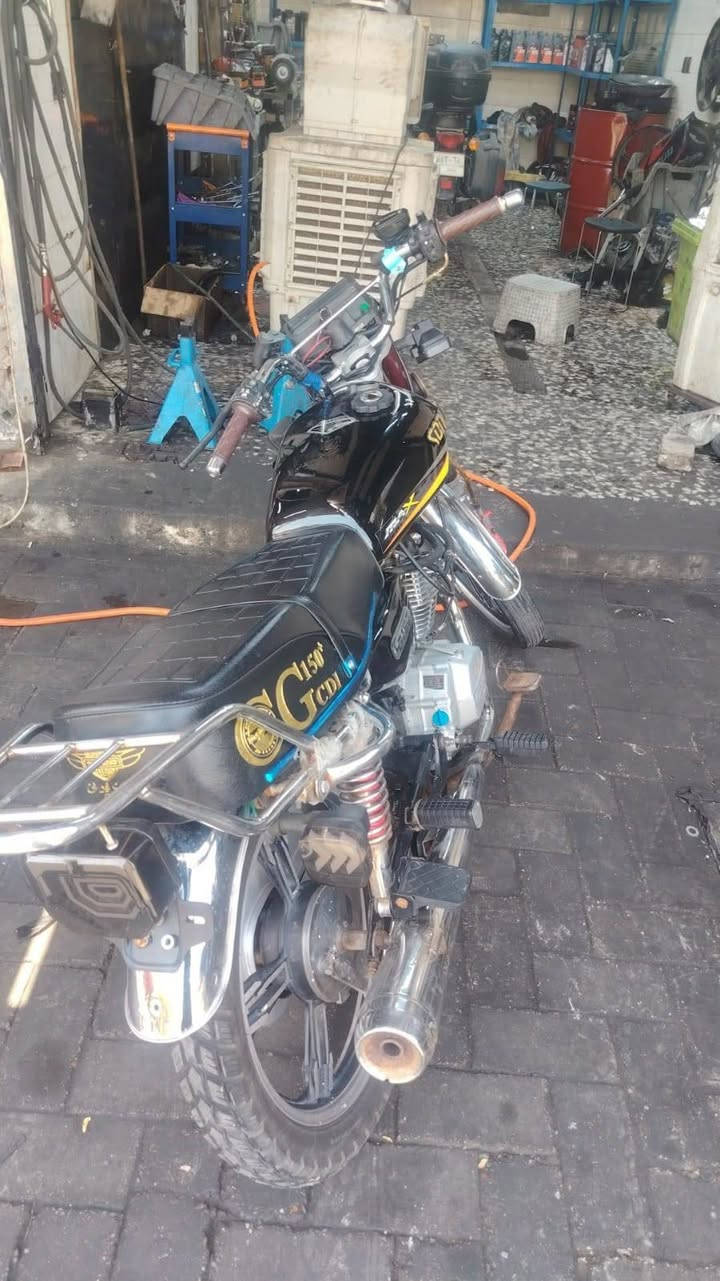 💎❤سلام عليكم 🔥دراجه سونك 2023 محرك 150🔥 🔥بيه صوت جواكيج فقط🔥 الباقي كله شغال لايت عالي ناصي هورن سلف هندر دبل اشاره يمنه يسره كله شغال 🔥ولمكينه ناعمه ومابيه تبخير ولا تنقيص🔥 سعره 470 الف🔥 بيه مجال حك الجيه المكان بغداد الكرخ البياع المعالف 💎💎رقمي ***********💎💎
وتساب وخط متواجد فقط فيس ماسنجر ما اجاوب
