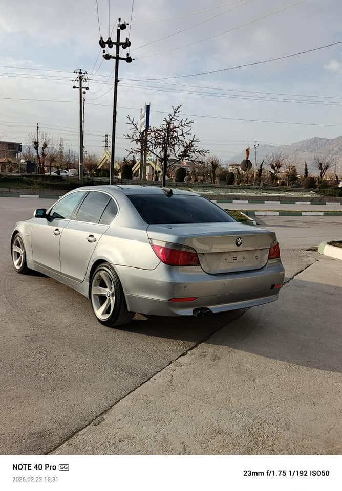 سەرەتابەناوی خوای گەورەومیهرەبان  بی ئێم  مۆدێل 2005 مەنەفێست ئەسڵی  لۆک لۆک ماڵی دەستی دۆست کامل جایزبێ مەسرەف  ساغ موسو براوەی بەشەرت بێ دەعم ولێدراو نمونەلەجوانی ماڵی دەستی دۆست گێرومەکینەی بەشەرت تەبرید ساردوگەرم بەشەرت ماشاڵاسەیارەکە لێخورینی زۆرخۆشە زۆر خاوێنە تابڵێی توندو تۆڵە 
 وگێرومەکینەی بەشەرت پشت پێش وسەقف شان وەرگەراوبەشەرت   سەیارەکەساغەو هیچ دەعم ولێدراوێکی پێوەنییە هەرچوارتایەوپاتری لۆک کارەبای  کامل مەزبوت 
نرخی 38 قفڵ قفڵی بێ معامەلە
شوێن رانییە
ژ.م*********** ڤایبەروەتس ئاپ لەسەرکۆرەکە رانية, السليمانية
