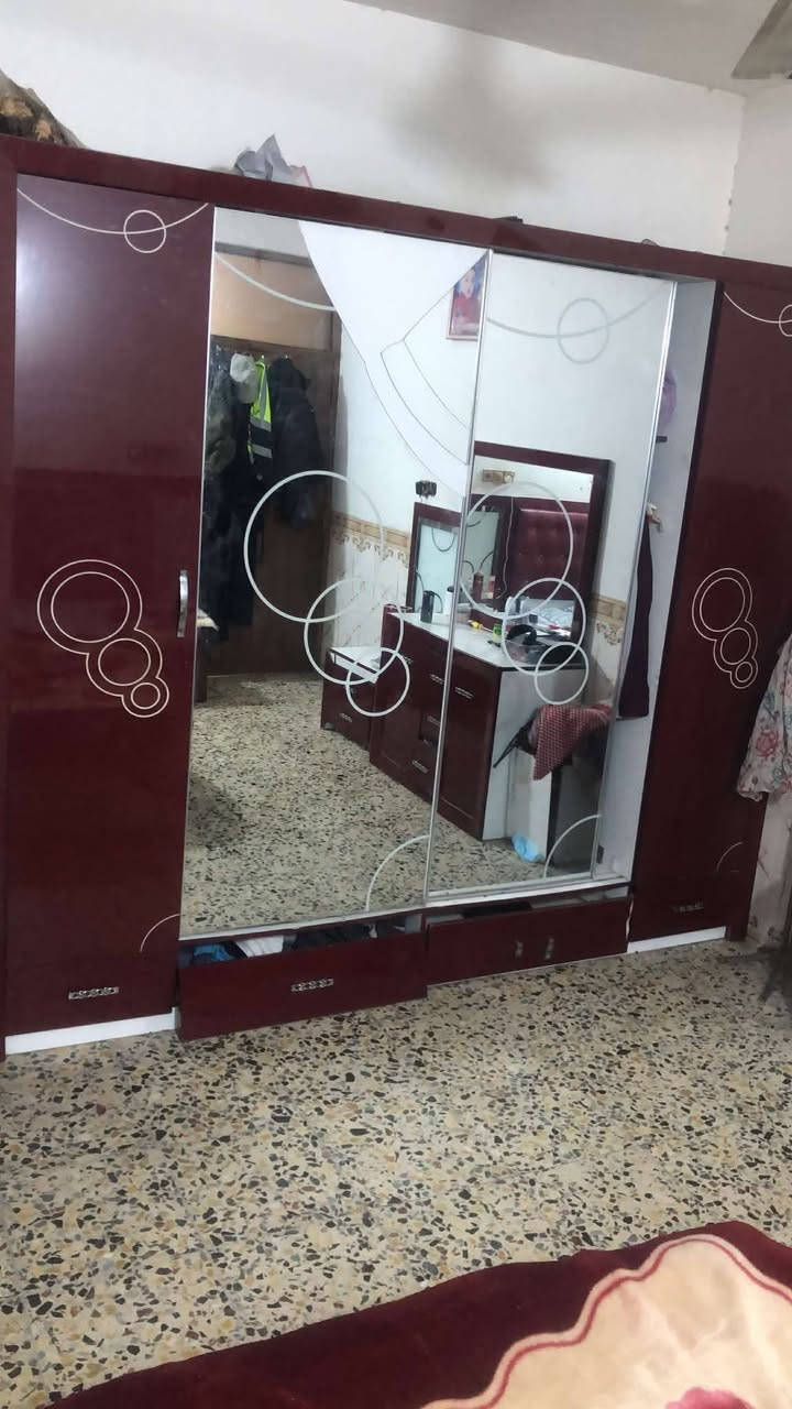 غرف نوم البيع نضيفه ي ضرر مابيهة سعرهة 275وبيهة مجال مكان دوره توصل خاص شراي فقط يدخل


**إذا كنت صاحب هذا الإعلان وتريد حذفه لأي سبب، رجاءا أرسل رسالة إلى الدعم الفني**