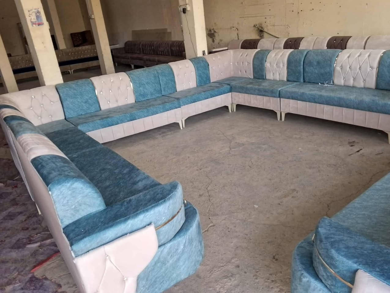 تصفية سارع بل حجز آخر قطع 
#ديوان تسكام 21 متر بلوك اسود #سفنج 10 مميز يكفي استقبال 8ب4 و 7ب4 بسعر معمل مليون و 25 الف فقط 33 نفر يشيل 
#قماش قديفة #معرض_الجوهرة 
#الصويرة تقاطع حي زهور سبيس ***********...***********
