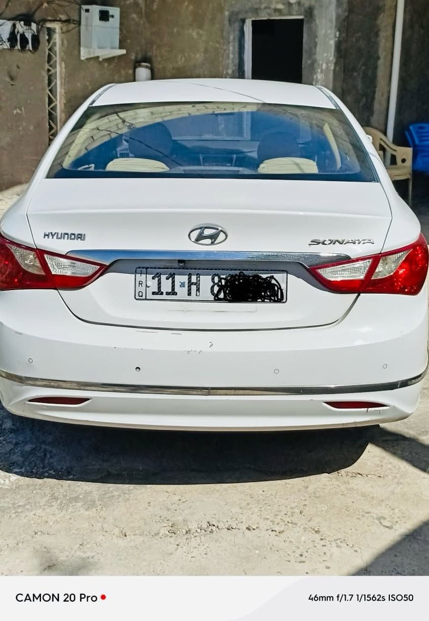 السلام عليكم
للبيع سوناتا 2013 خليجي
بيها الجاملق الخلفي بدون دواخل فقط

رقم بغداد جديد بسمي 
مواصفات الشركه العامه 
كشن كهرباء 
قطعتين تبريد 
مرايات شفط 
محرك 2400 دوش
حساسات خلفيه 
شفتات كير بالستيرن 
وباقي المواصفات المعروفه 

‭0781 633 1874‬

‭0751 683 1871‬

السعر :: 127 وبيها مجال
