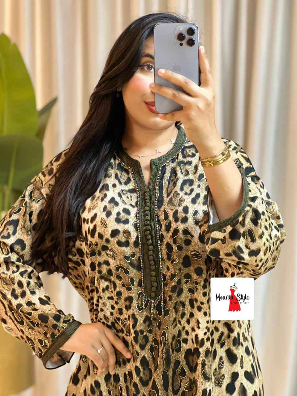🤩جديد صيف 2026 🎊
Mounia.style ❤️
🔥 گندورة توب ستاين منمر حرير بالسفيفة او العقاد فصالة افازي .

🔥المقاسات :  L. XL. 2XL 3xl

✨الثمن :
Ro9 الدار البيضاء, المغرب


**إذا كنت صاحب هذا الإعلان وتريد حذفه لأي سبب، رجاءا أرسل رسالة إلى الدعم الفني**