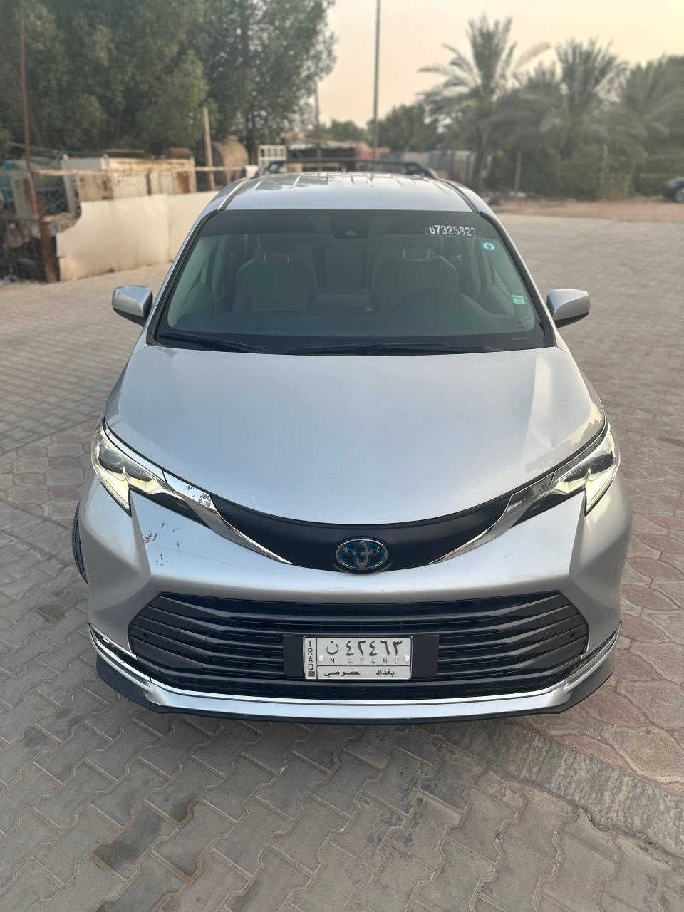 السلام عليكم ورحمة الله وبركاته
تويوتا سينا 2022 هايبرد 7 راكب 
شاصي مكفول 
حادث جاملغ امامي ايمن وموجود حادثها بل صور ورقم الشاصي 
وبيها حادث مسبق بامريكا جاملغ خلفي ايمن شي بسيط  
مواصفات LE
السيارة جدا جدا نظيفة استخدام شخصي ماشية 42 الف 
رقم بغداد بسمي مداور ثاني يوم 
مكان السيارة نجف
السعر 275 وبيها مجال 
الاستفسار الاتصال على الرقم
***********
***********
